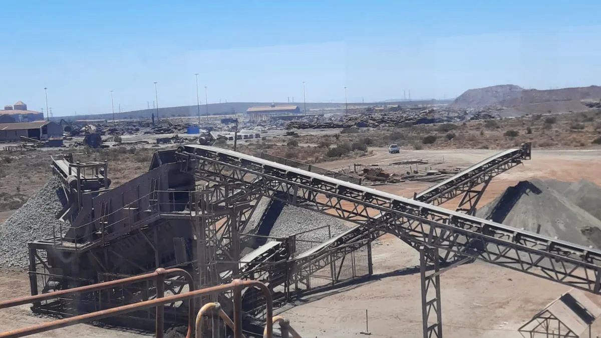 Conveyors and steel structures at the Saldanha metal recovery plant.